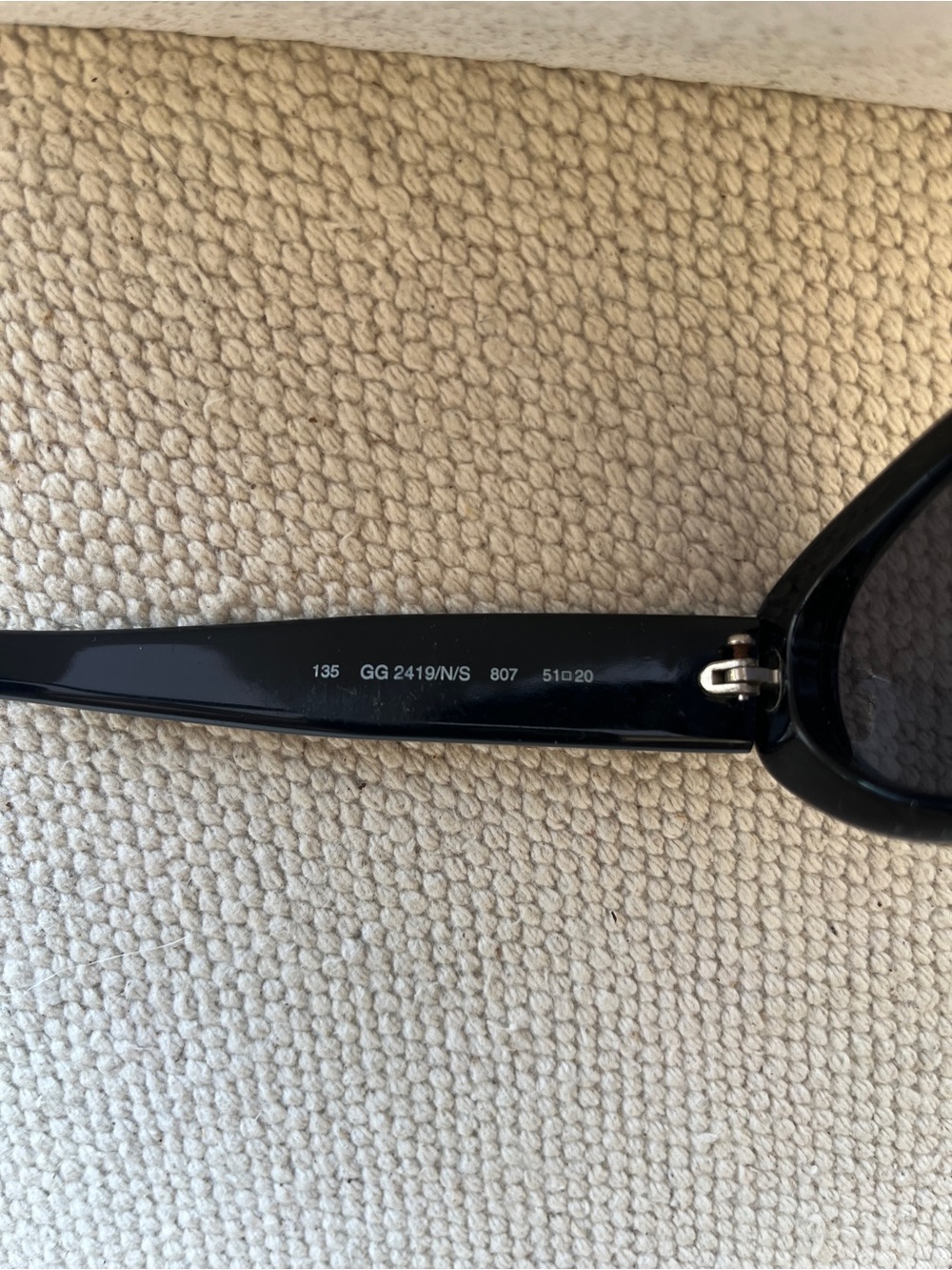 Gucci Black Round Acetate Sunglasses with Silver G Accent - Picture 4 of 7
